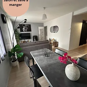 https://la-maison-des-pyrenees-t2-refait-a-neuf.midi-pyreneeshotels.com