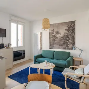 https://la-cour-des-carmlites-3-appartement-calme-en-centre-ville.inbrittany.com